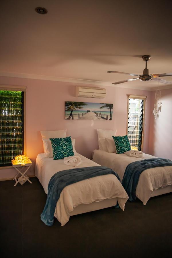 Beach Escape Magnesium Pool Dog Happy Gc Airport Apartamento Gold Coast Exterior foto