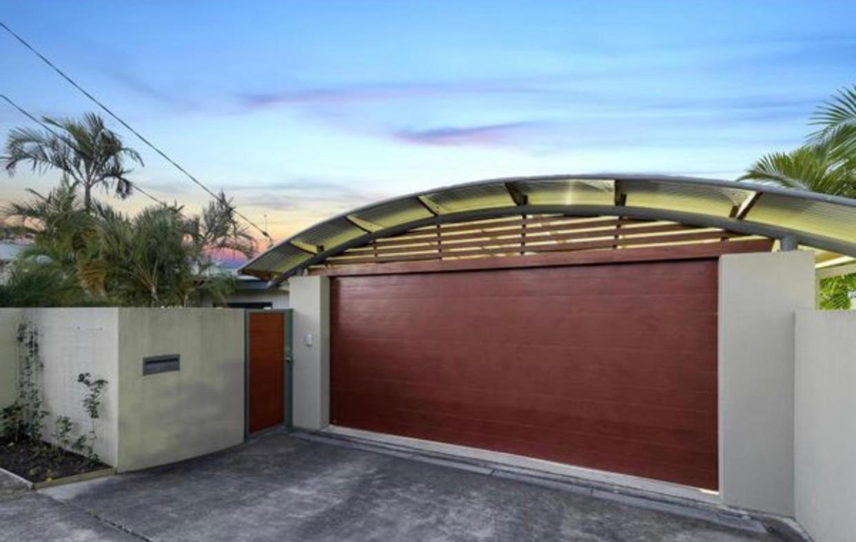 Beach Escape Magnesium Pool Dog Happy Gc Airport Apartamento Gold Coast Exterior foto
